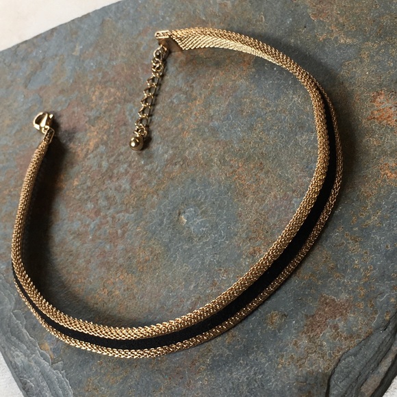 Offer??  Retro style woven metal choker necklace gold (color) black bold unique - Picture 3 of 8